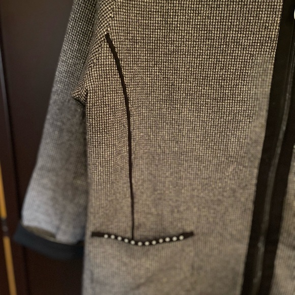 Allison Daley jacket - Picture 6 of 9